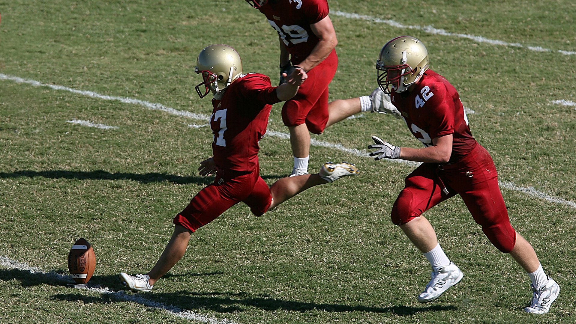 爱游戏电竞-西甲狂轰滥炸：精彩得分瞬间层出不穷，西甲 集锦